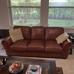 REAL GENUINE LEATHER SOFA/ COUCH/ WAS $1,200/ ASKING $599