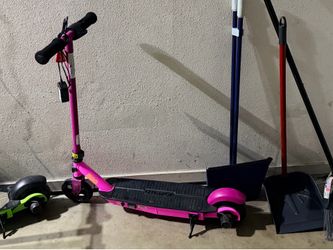 Electric kids scooter