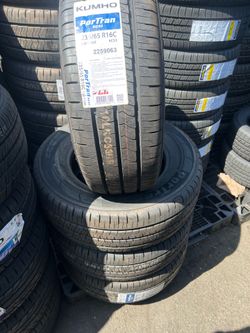 Kumho 235/65/16c