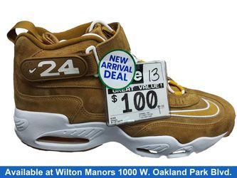 Nike Do6684-700 Beige / Tan