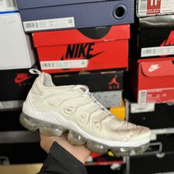 Nike Air Vapromax Plus White size 11.5 USED But Clean 