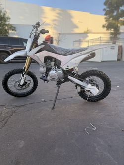 Brand New Dirt Bike 