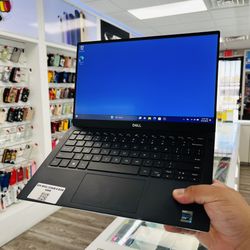 XPS Dell Laptop 8gb ram 256gb