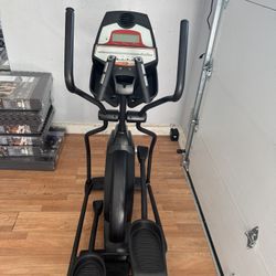 Sole E25  Elliptical 