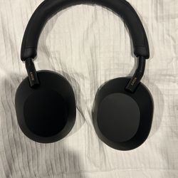 Sony WH-1000XM5 Noise-Canceling Wireless Headphones – Black