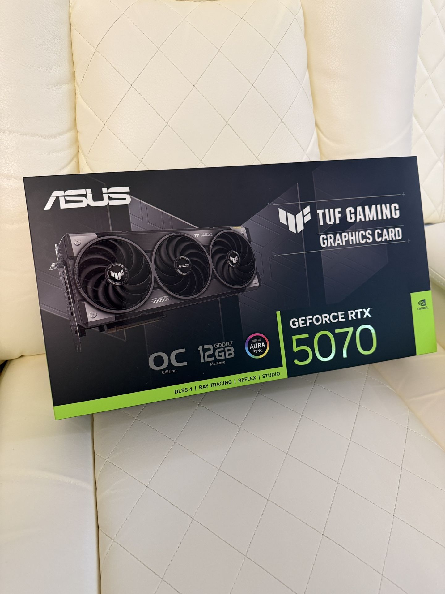 RTX 5070 12 GB GDDR7