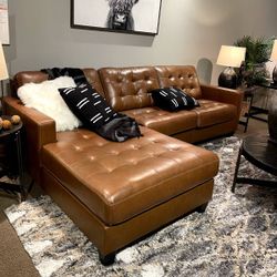 New// Brown Leather Laf Sectional,Seccional, Couch/ Delivery Available,  Financing Options 