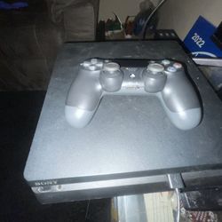 PS4 Slim