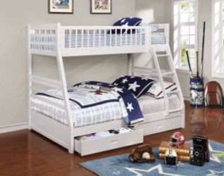 Twin/Full Bunk Bed