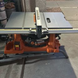 Ridgid TS-UV Table Saw