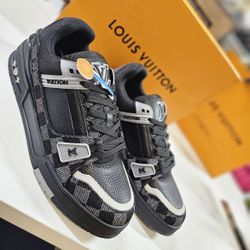 Lv Trainers 
