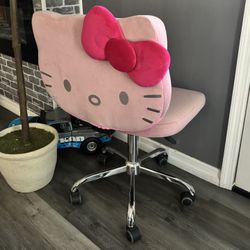 pink hello kitty chair