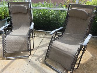 Zero Gravity Reclining Lounge Chairs – Set of 2
