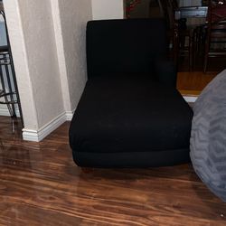 Beautiful Chaise For sale