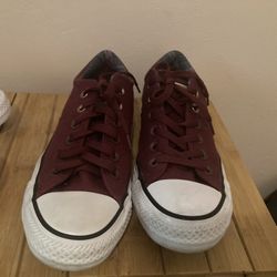 Low Top Converse 