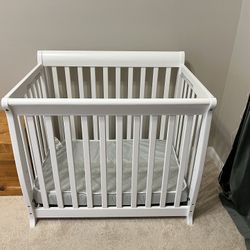 DaVinci Kalani 4 In 1 Mini Crib