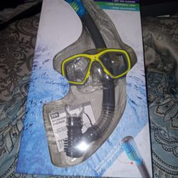 Recreation Mask Snorkel Set.