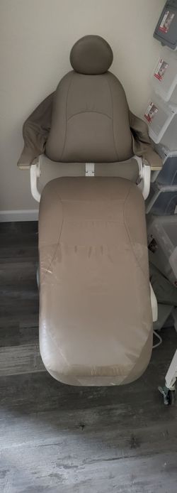 Free Dental Chair PMU Esthetician Electrolysis