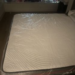 Brand New In Box King Size Mattress For Sale 
