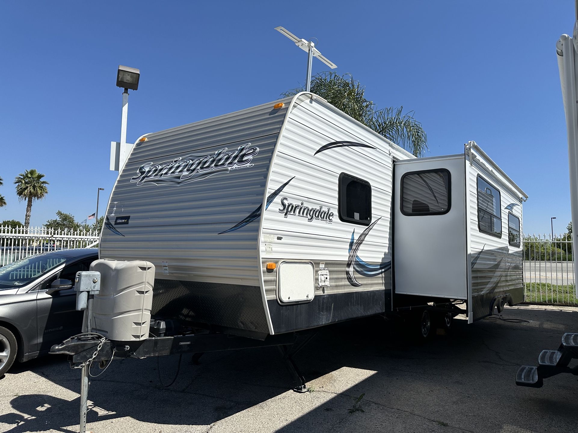 2013 Keystone Springdale Travel Trailer/ Rv/ Bumper Pull