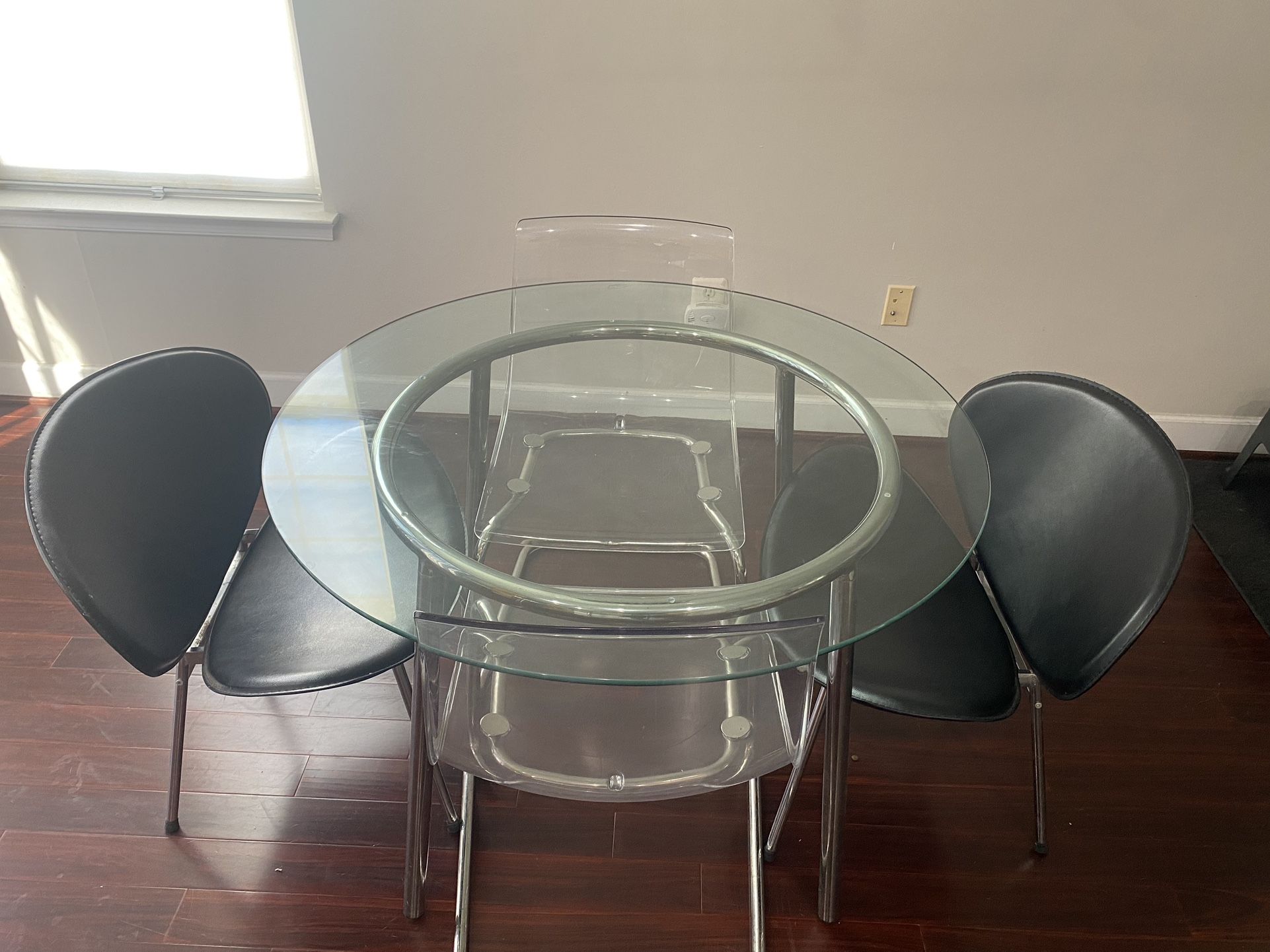 Used Modern Contemporary Dining Set