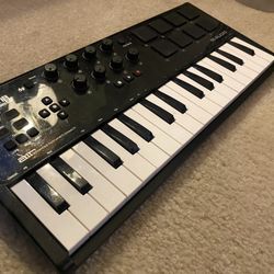 Axiom Air 32 Mini 