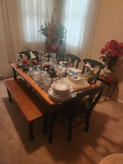 Farmhouse dinning table