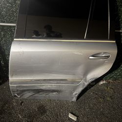 Used Front Passenger Door For 2012 Mercedes Benz GL450 For Sale 