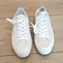 Brand New Converse Chuck Taylor 70 Renew - Off White Size 5