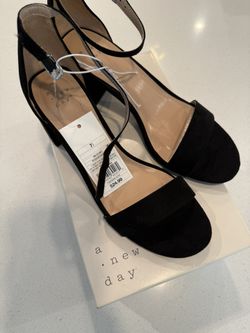 Black Heeled Sandals 