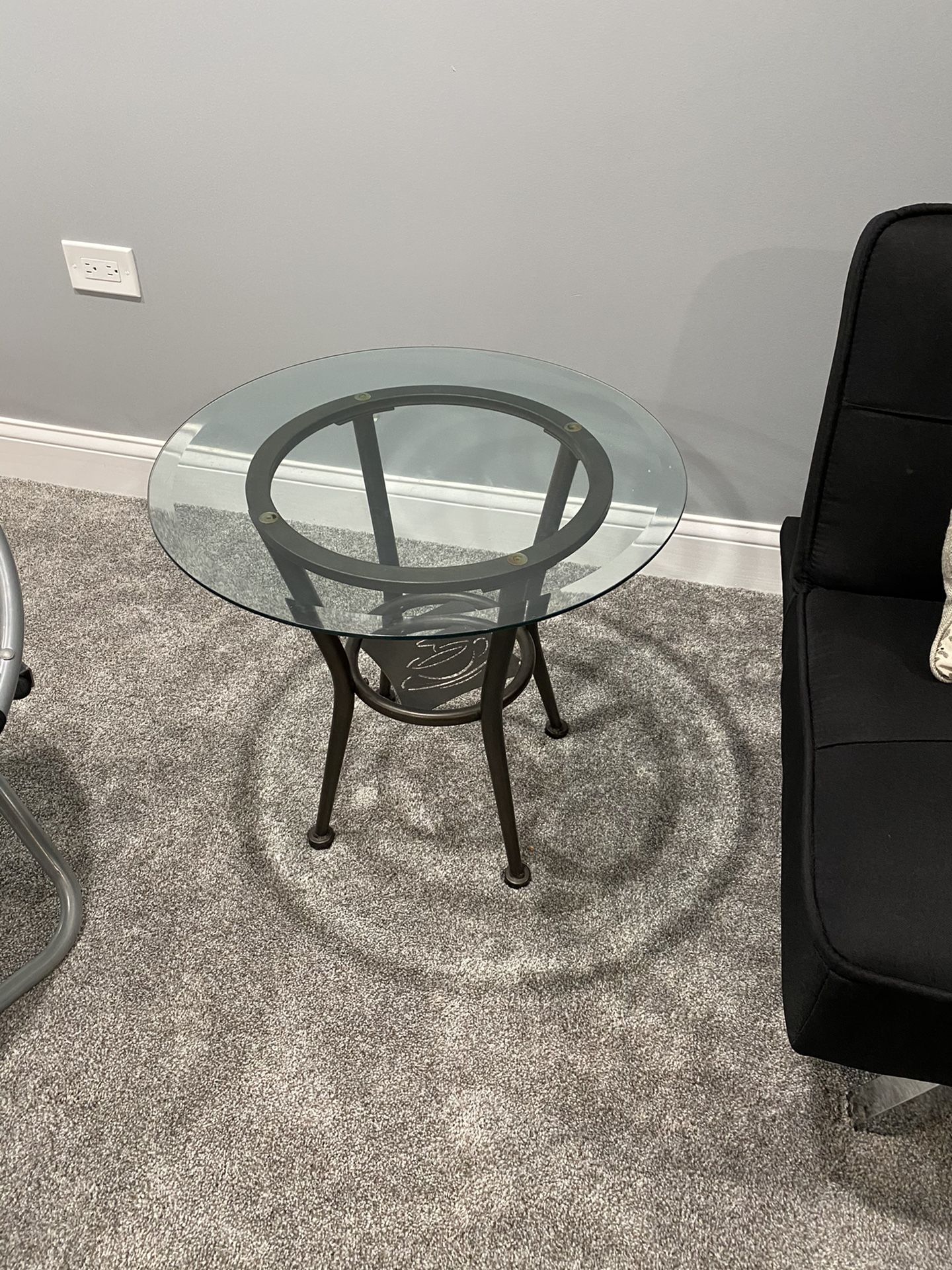 2 end tables