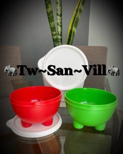 Tupperware Molcajete Salsa Server  450mL w/ White Seals