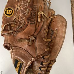 Wilson A2000 XLC Fully Re-Laced 12.5” USA Baseball Pitchers Glove Right Throw