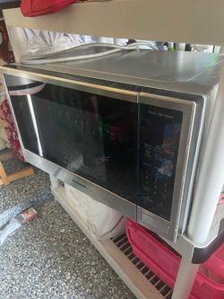 Panasonic 1100W Stainless Steel Microwave