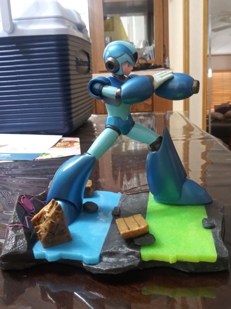 Mega Man X Statue