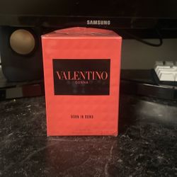 Valentino perfume