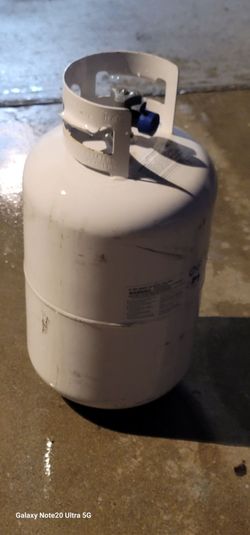 30 pd Propane Tank full firm price