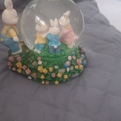 Easter Bunny Globe