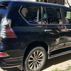 2017 Lexus GX 460