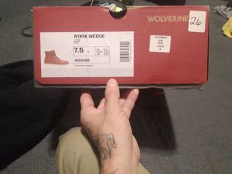Steel toe boots