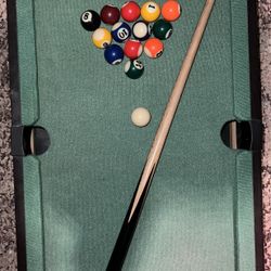 Mini Pool Table