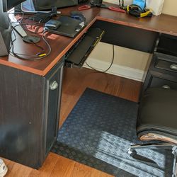 L Shaped Office Desk - Free