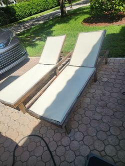 Outdoor Wood Chaise Lounge Chairs – Set of 2