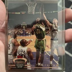1992-93 Topps Stadium Club - Shawn Kemp #102 Members Only