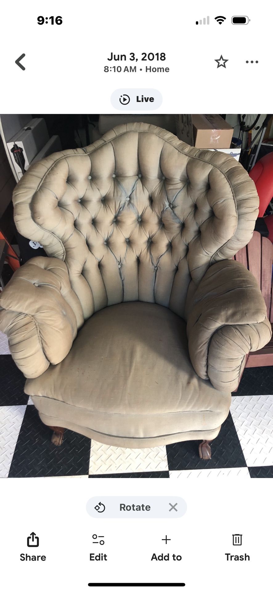 Comfy Swivel Armchair With Ottoman