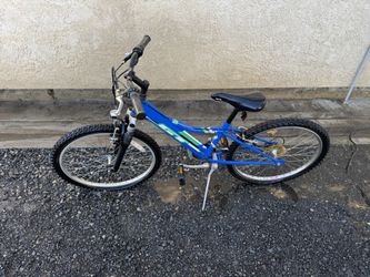 GT Youth 24” Mountain Bike