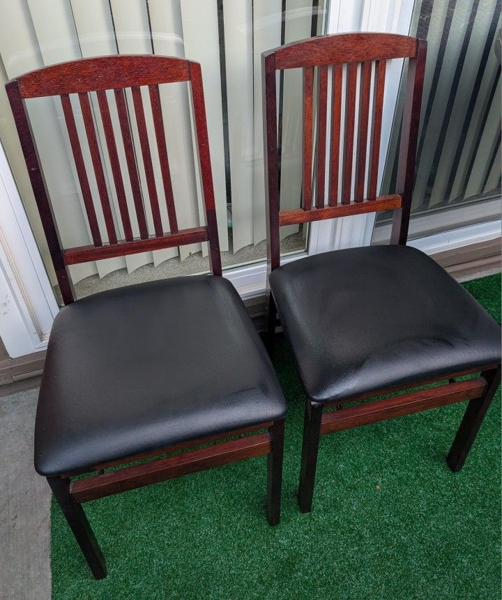 2 Chairs For $10
