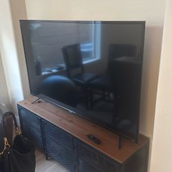 65” Roku TCL W/ Remote