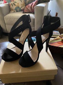 Marco Republic Women’s Size 8 Platform Shoes