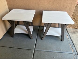 Set of 2 white & gray nightstands/end tables